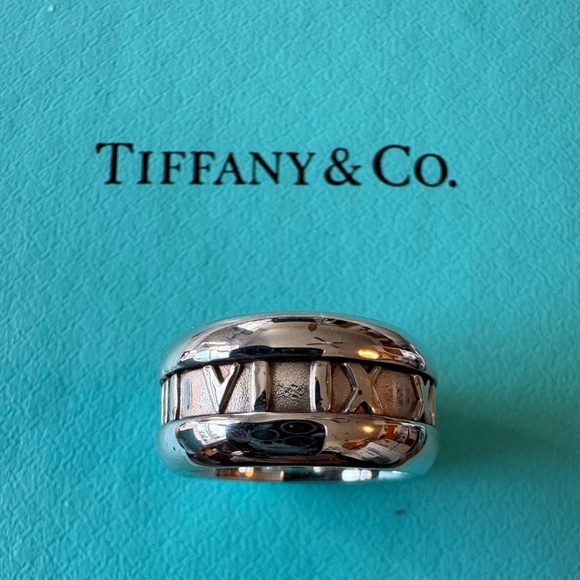 Vintage Tiffany & Co Atlas Ring in Sterling Silver size 4.5 - Picture 1 of 6